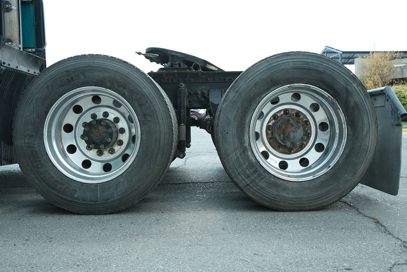 volvo,VNL 64T-670,2015