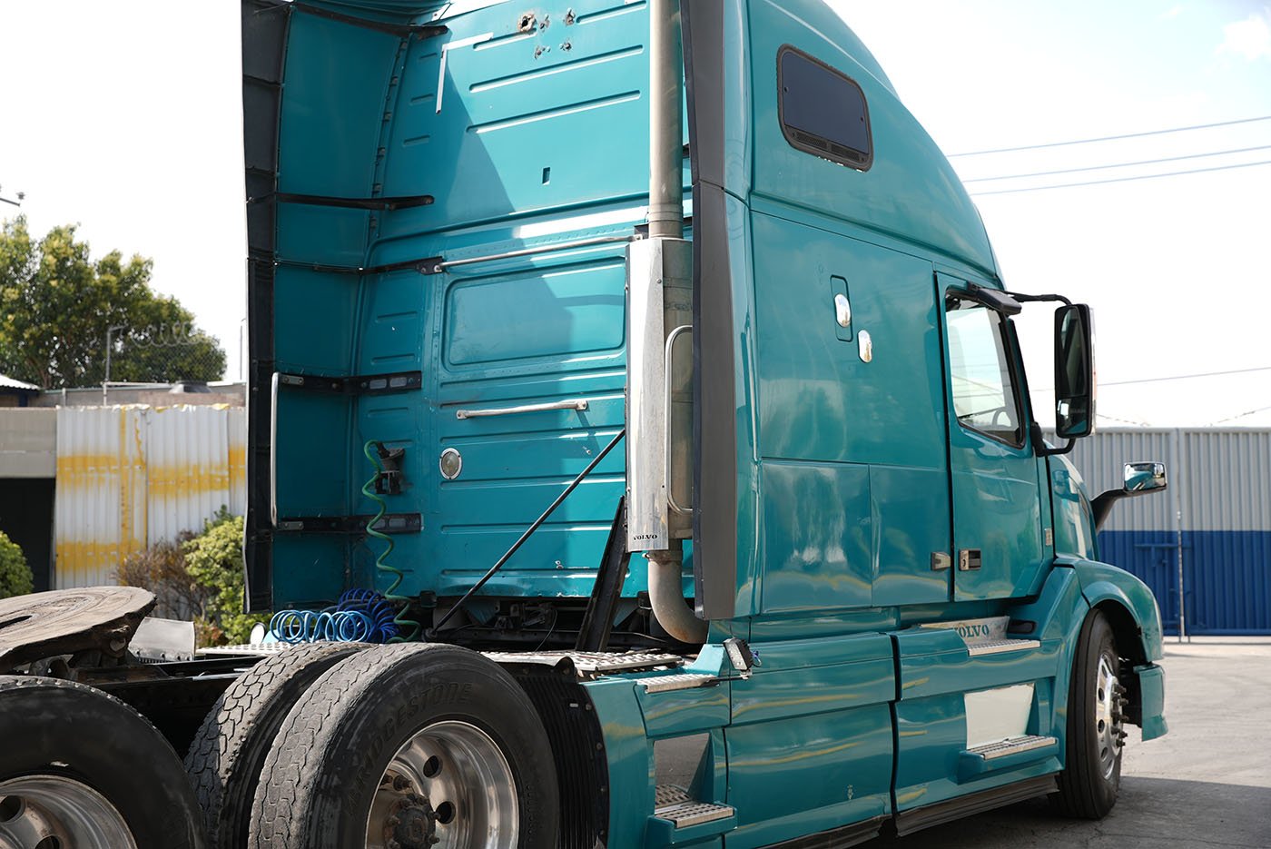 volvo,VNL 64T-670,2015