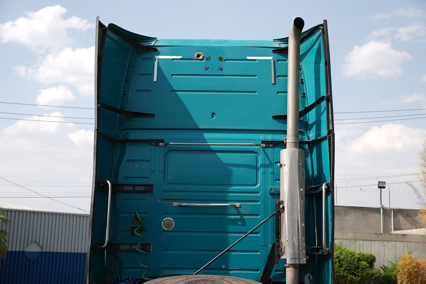 volvo,VNL 64T-670,2015