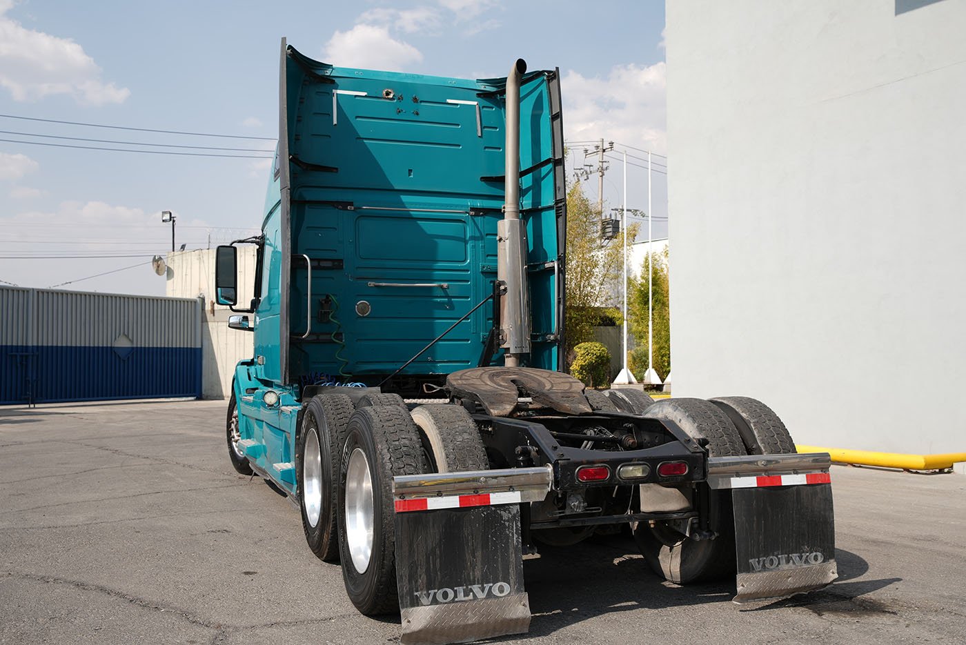 volvo,VNL 64T-670,2015
