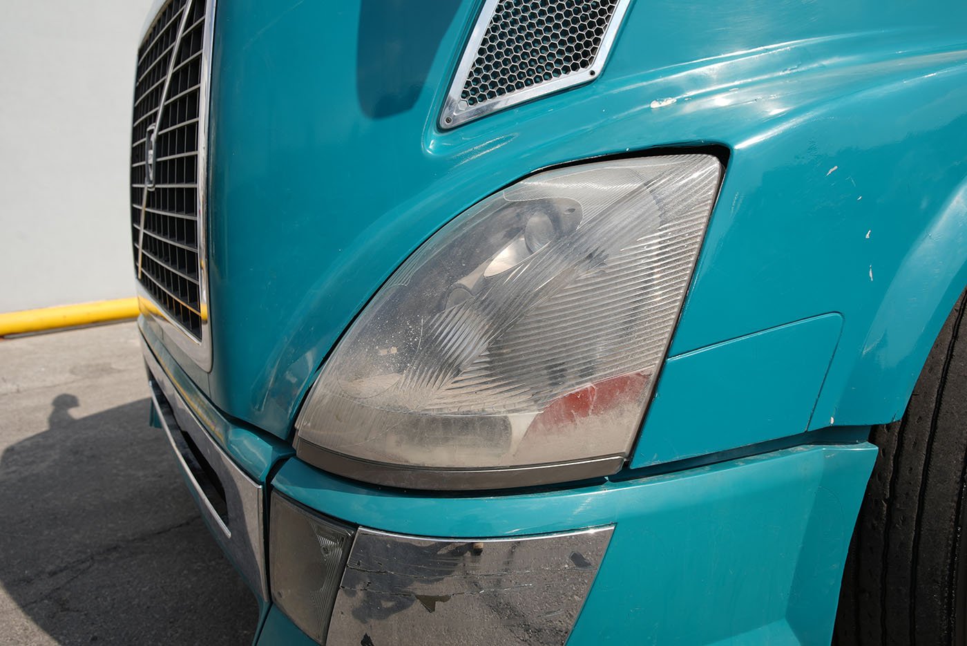 volvo,VNL 64T-670,2015