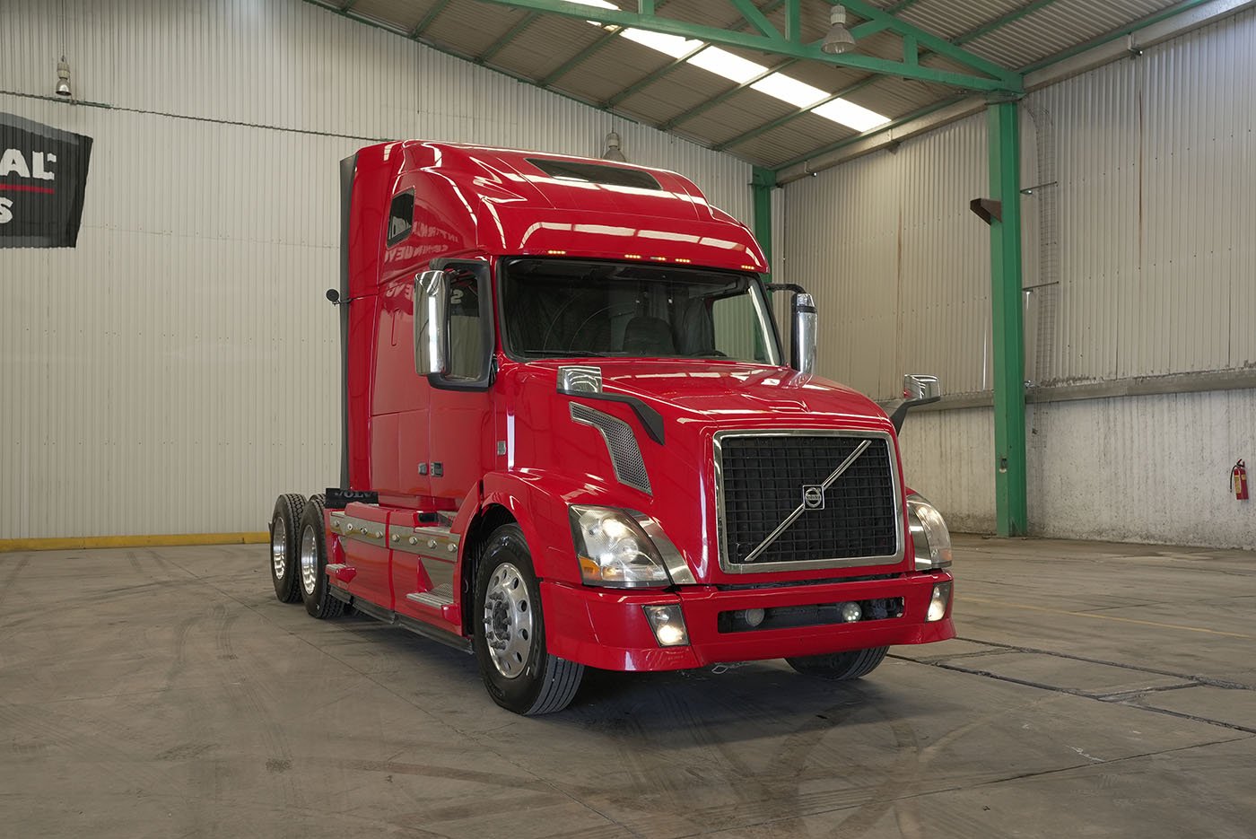 volvo,VNL64T-670,2015