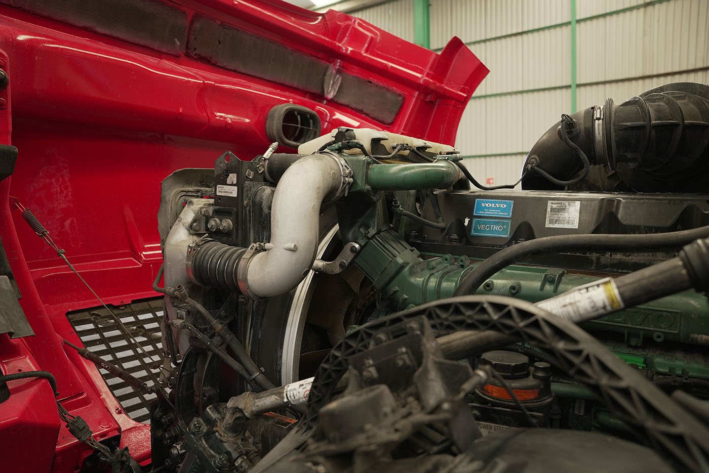 volvo,VNL64T-670,2015