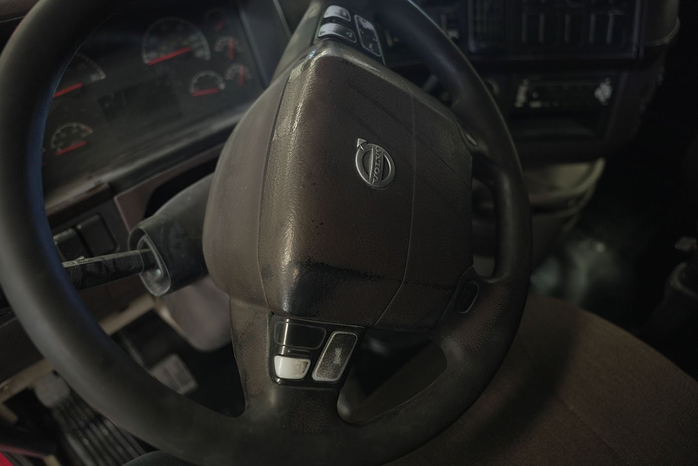 volvo,VNL64T-670,2015