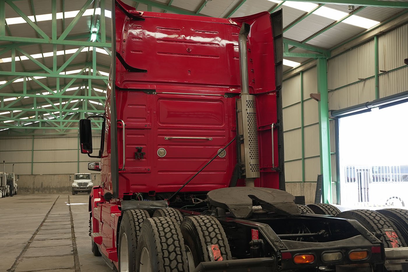 volvo,VNL64T-670,2015