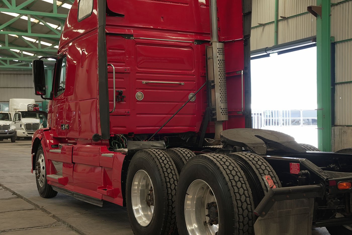 volvo,VNL64T-670,2015