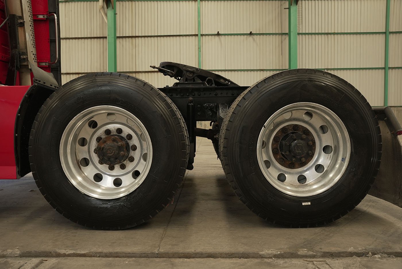 volvo,VNL64T-670,2015