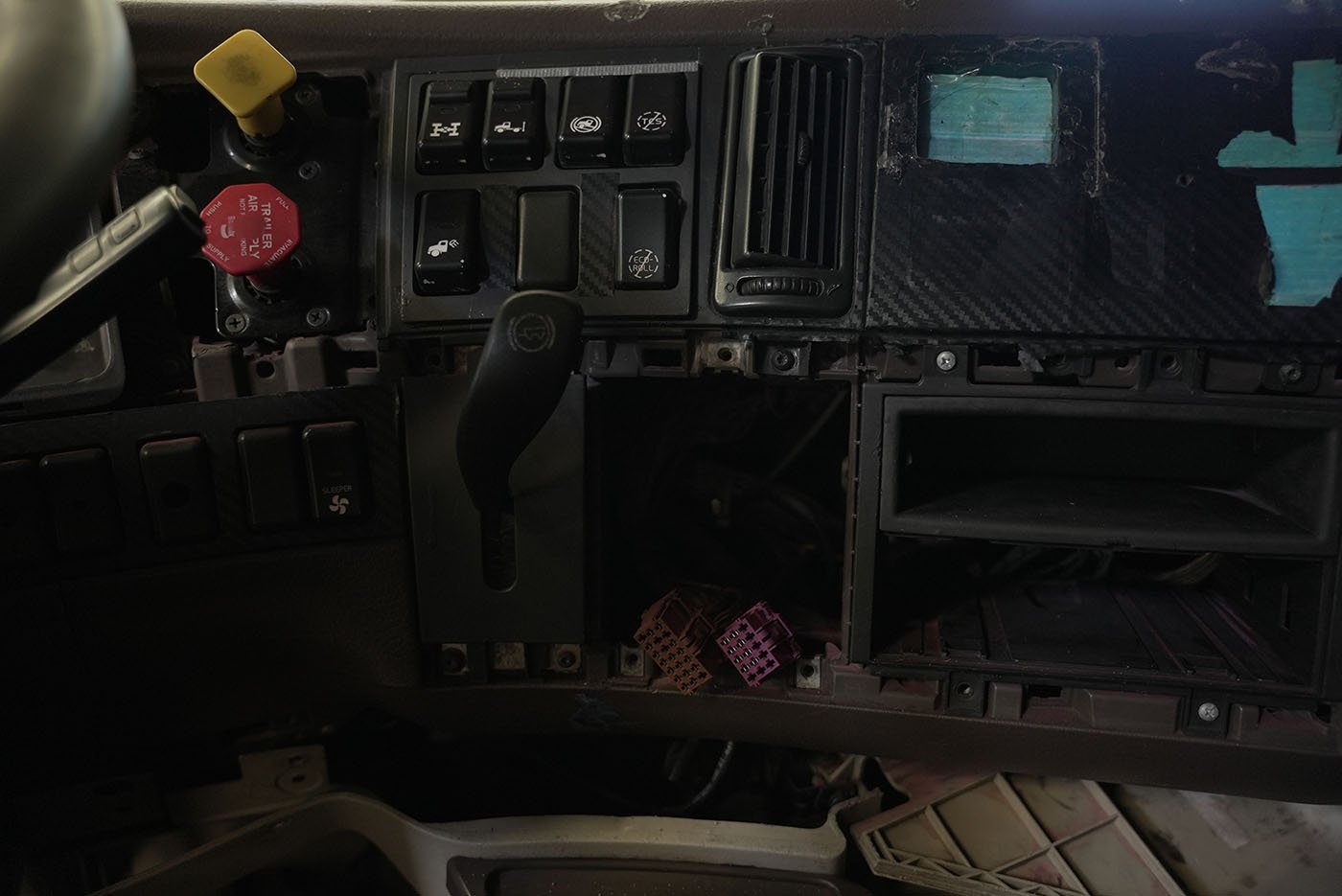 volvo,VNL64T-670,2015