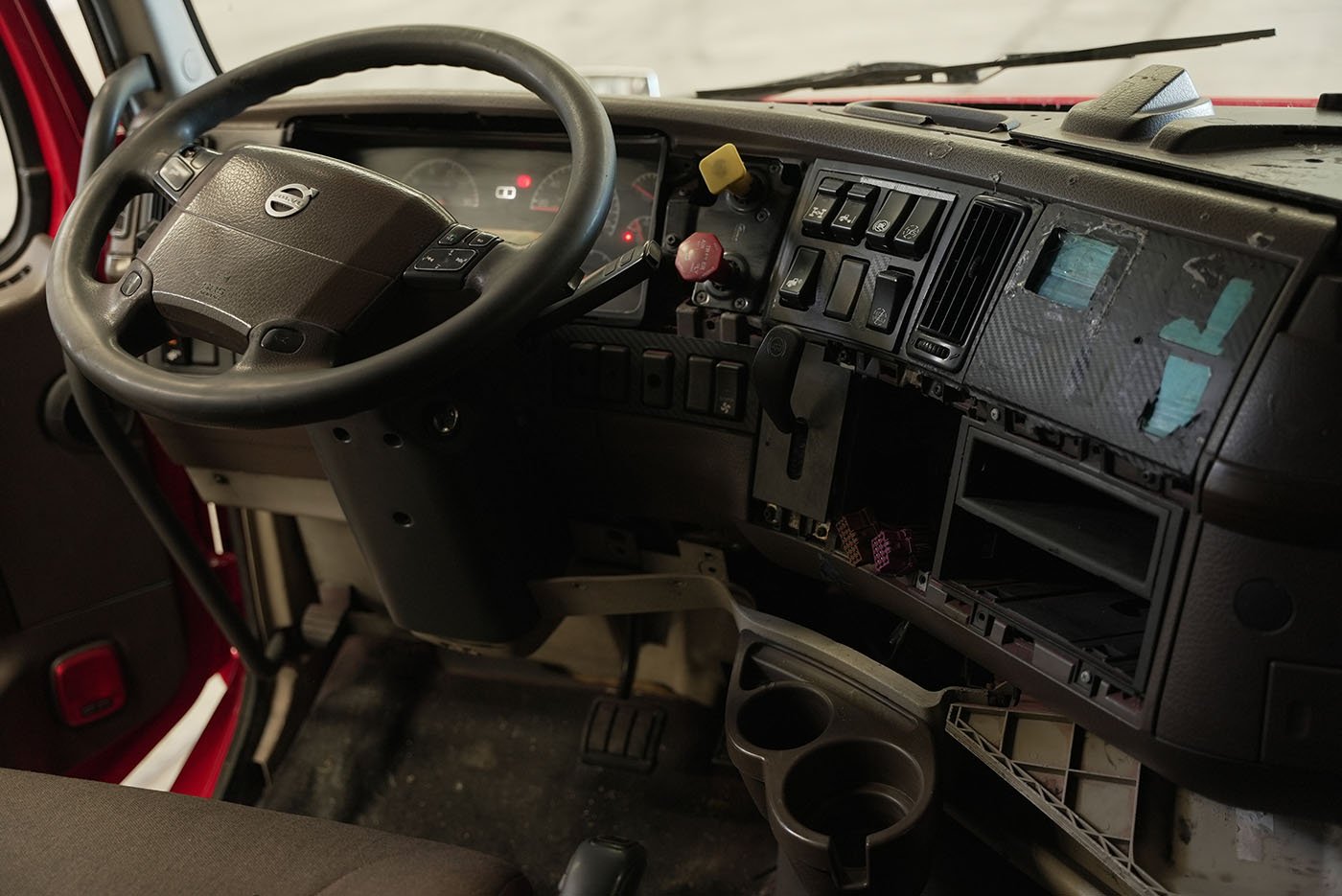 volvo,VNL64T-670,2015