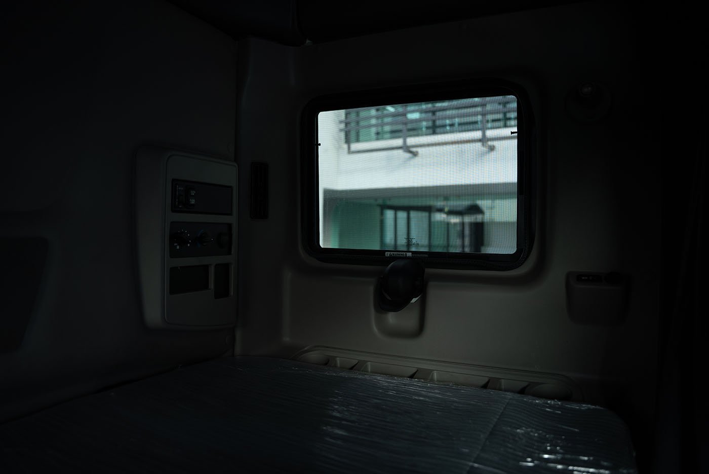 international,LT 625 6X4,2024